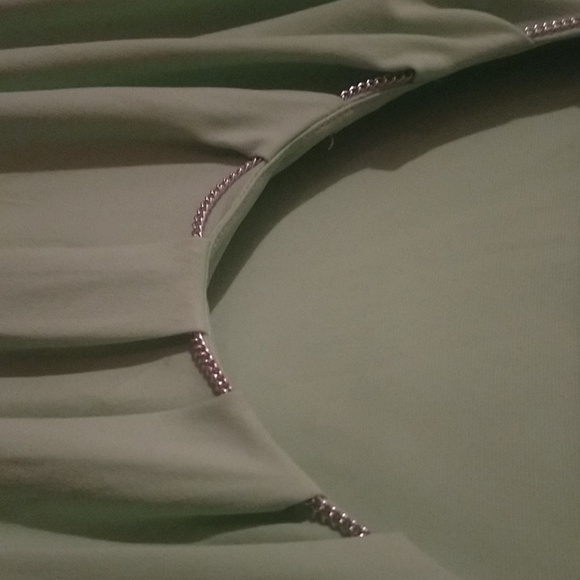 Shirt - Picture 3 of 4